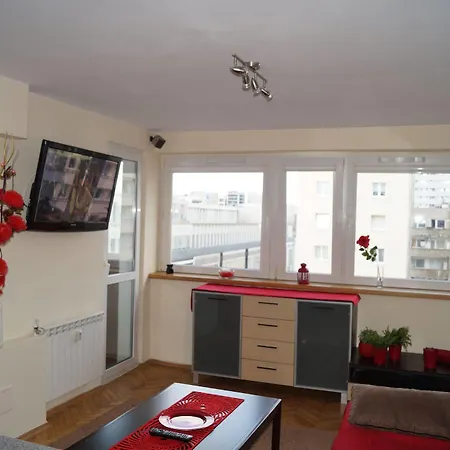 센터 아파트먼티