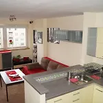Centre * وارسو
